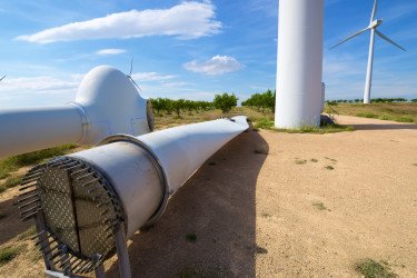 Abbau eines Windrads © PantherMedia