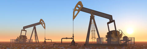 Ölpumpen bei Sonnenuntergang - Erdöl ist einer von mehreren Primärenergieträgern. (Quelle: Michael Rosskothen - Adobe Stock) Ölpumpen bei Sonnenuntergang - Erdöl ist einer von mehreren Primärenergieträgern. (Quelle: Michael Rosskothen - Adobe Stock)