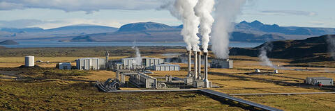 Tiefengeothermie Kraftwerk in Island. (Quelle: Gretar Ívarsson - Nesjavellir, Island) Tiefengeothermie Kraftwerk in Island. (Quelle: Gretar Ívarsson - Nesjavellir, Island)