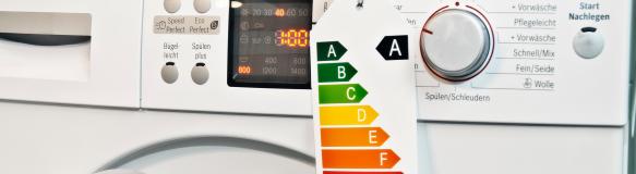 Waschmaschine mit Energielabel (Bildquelle: gopixa -stock.adobe.com) Waschmaschine mit Energielabel (Bildquelle: gopixa -stock.adobe.com)
