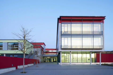 Unsere Schule im Passivhausstandard (Quelle: Energie-Atlas Bayern)