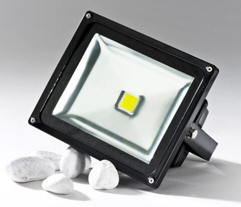 LEDs gibt es bereits für die unterschiedlichsten Anwendungsmöglichkeiten: hier als LED-Fluter (Quelle: cm photodesign)