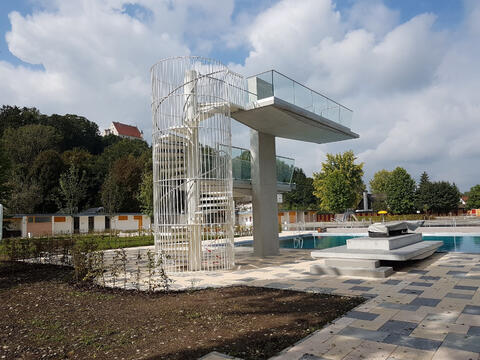 Sprunganlage nach der Sanierung, Stadt Mindelheim (Quelle: Energie-Atlas Bayern)