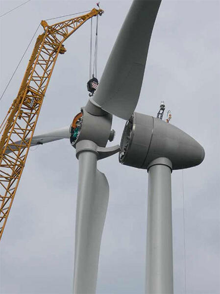 Montage des Rotors (Windkraftanlage Pilsach 2, Quelle: bayern-wind.de)