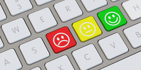 Verschiedene Smileys auf einer Tastatur. (Bildquelle: Robert Kneschke - Fotolia.com)