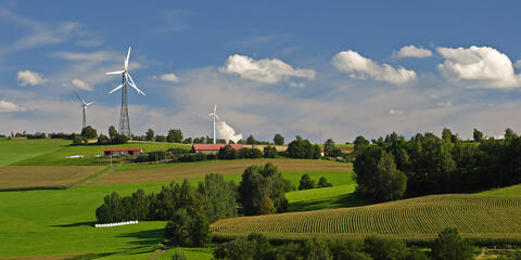 Windenergie in Bayern (Bildquelle: Brigitte Götz / PantherMedia)